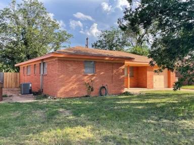 Main picture of 3232 Drexel Ave
