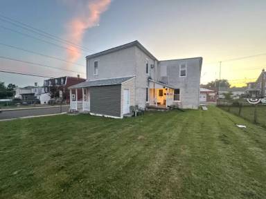 Main picture of 402 E Vine St