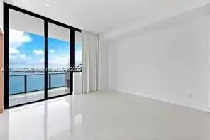 Main picture of Gran Paraiso