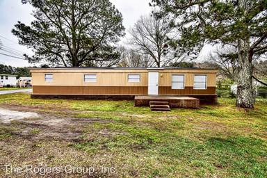 Main picture of 1561 N Chavis Rd