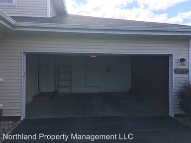 Main picture of 5492 N Liberty Dr
