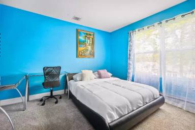 Main picture of 23 Arpage Dr W