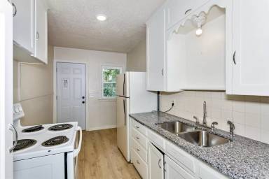 Main picture of 1802 N Market St