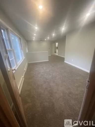 Main picture of 150 Hamilton St