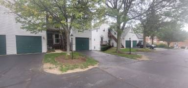 Main picture of 634 W 2nd St