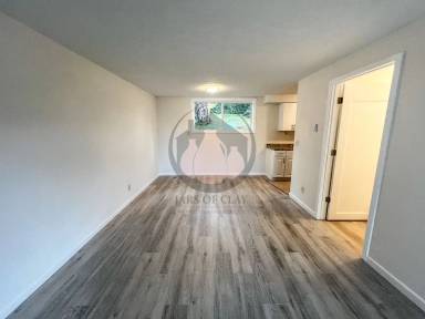 Main picture of 4825 Skyline Rd S