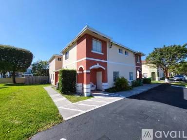 Main picture of 18768 SW 100th Ave
