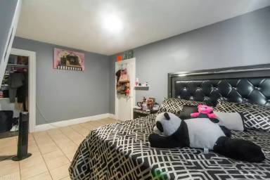 Main picture of 1209 Fairmount Ave