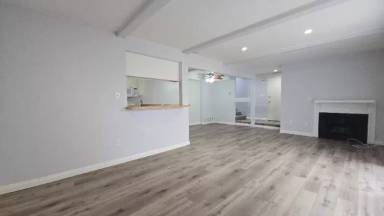 Main picture of 2114 And 2120 Delaware St