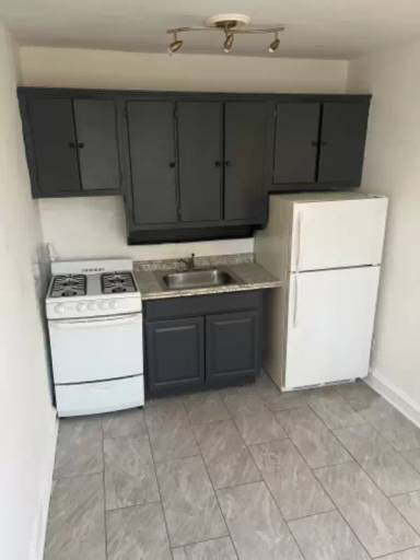 Main picture of 23 Delaware Ave