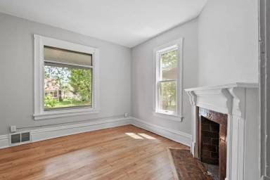 Main picture of 3624 Bloomington Ave