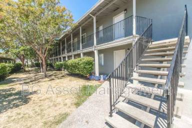 Main picture of 442 San Marco St
