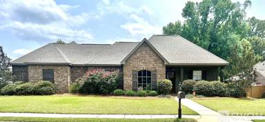 Main picture of 141 Stillhouse Creek Dr