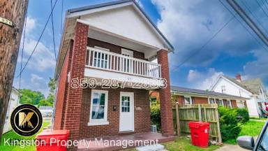 Main picture of 105 S Poplar St