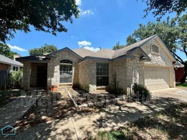 Main picture of 13726 Winston Oaks