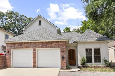 Main picture of 2437 Fiero St