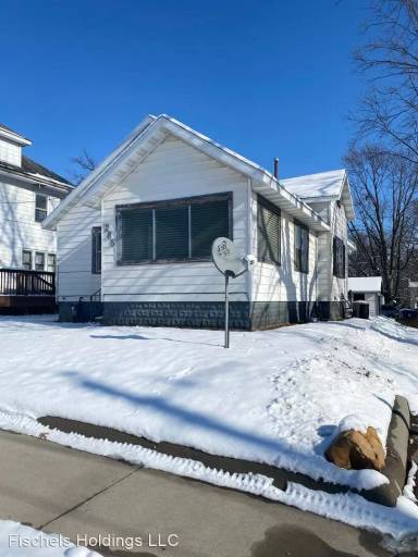 Main picture of 285 Hammond Ave