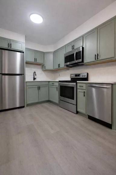 Main picture of 1711 Birchwood Dr SE