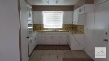 Main picture of 1606 Pico Ave