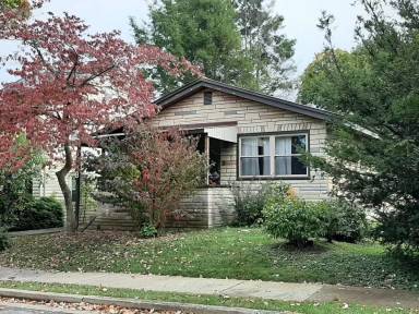 Main picture of 238 Crestmont Ave