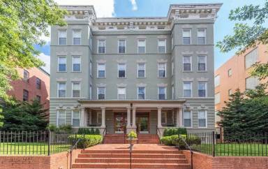 Main picture of 1324 Euclid St NW