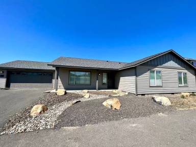 Main picture of 117 E 26th Ave