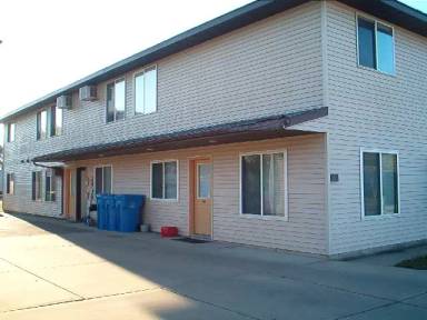 Main picture of 560 Main St