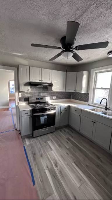 Main picture of 1827 170th St