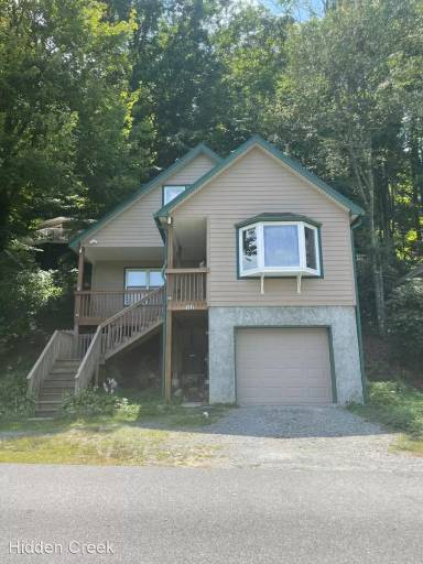 Main picture of 132 Trout Pond Ln