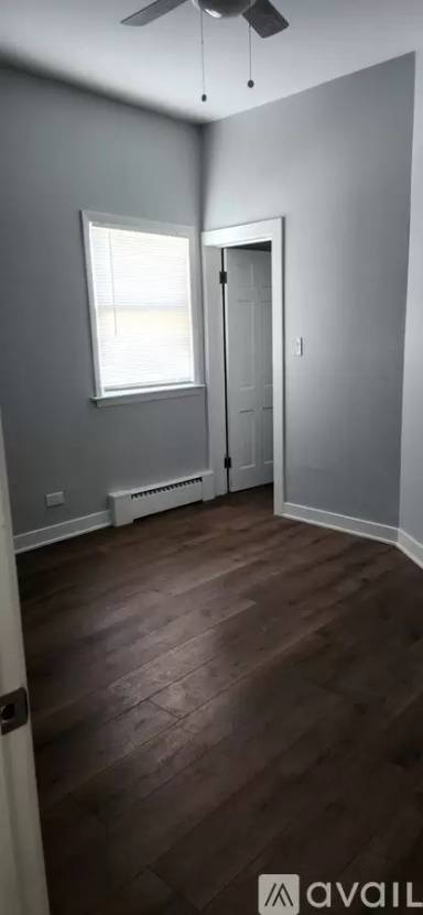 Main picture of 1569 Dodge Ave