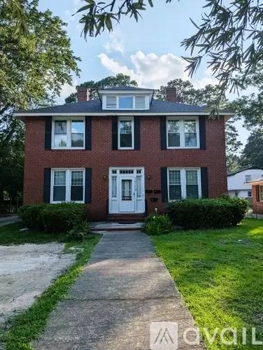 Main picture of 1713 Nash St NW