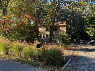 Main picture of 805 Marblethorpe Rd