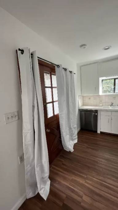 Main picture of 1137 23rd St