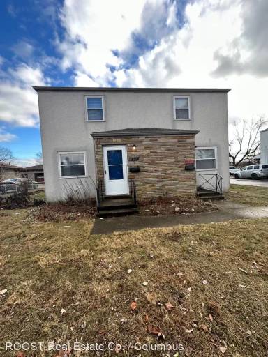 Main picture of 910 Salisbury Rd