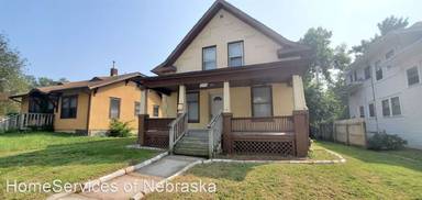 Main picture of 2135 South St
