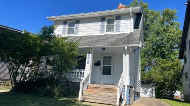 Main picture of 4639 E 93rd St