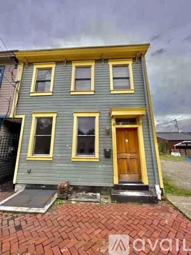 Main picture of 531 Tripoli St