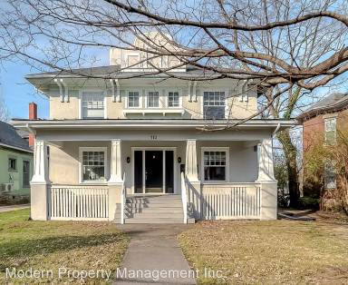 Main picture of 710 E High St