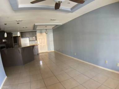 Main picture of 1208 W Kiwi Ave