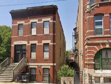 Main picture of 738 N May St