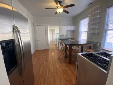 Main picture of 1725 W 18th Pl