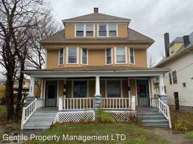 Main picture of 1221 E 114th St