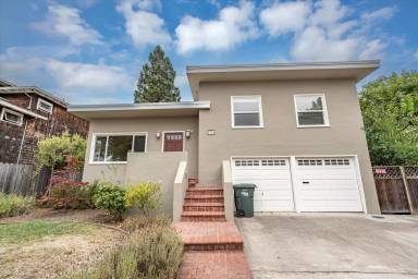 Main picture of 2718 Carolina Ave