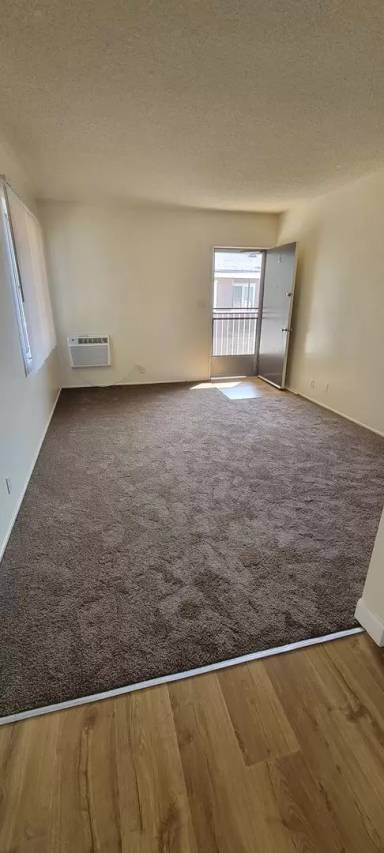 Main picture of 7643 Milton Ave