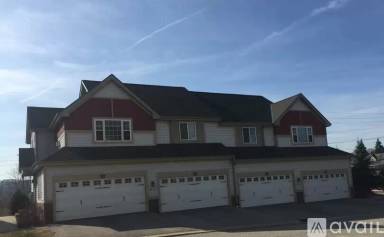 Main picture of Woodland Hills Condominiums