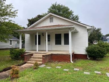 Main picture of 742 Chalice St SW