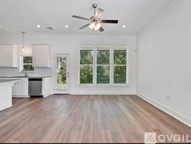 Main picture of 5521 Clearbrook Dr