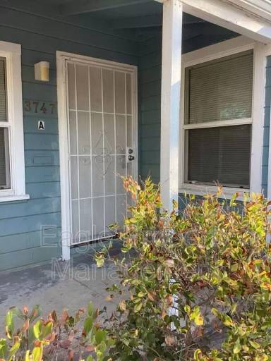 Main picture of 3747 9th Ave