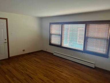 Main picture of 2545 York St