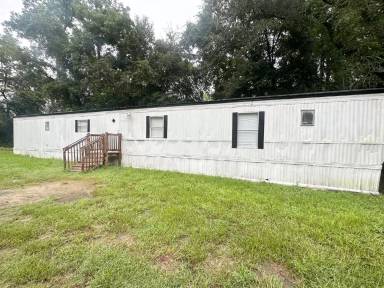 Main picture of 1304 Larrys Dr
